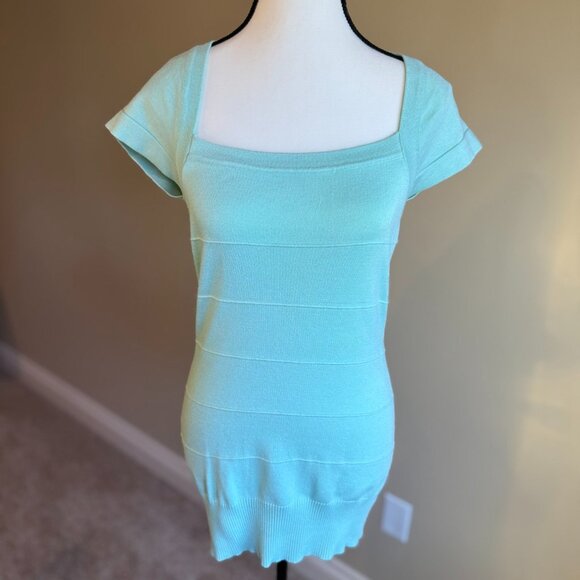 le chateau Top / Sweater Dress long knitted, squared neck, cap sleeve, green SzM - Picture 1 of 14
